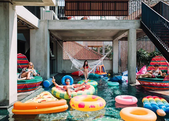 Cara Cara Hotel
