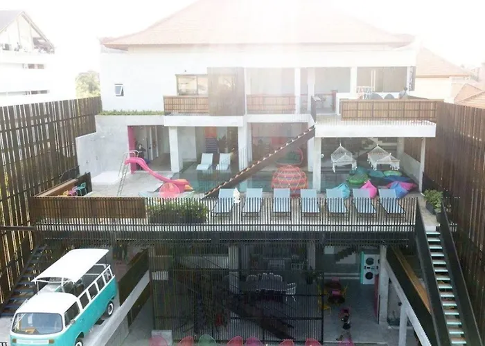 Cara Cara Hotel 3*