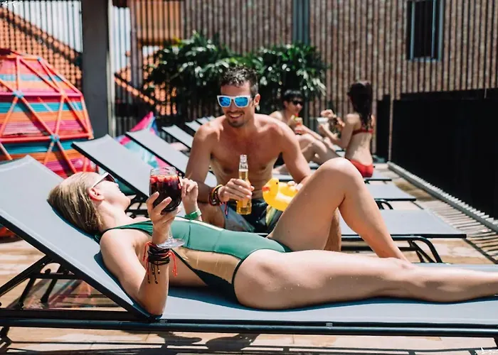 Cara Cara Hotel Kuta Lombok